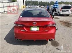 تۆیۆتا کامری